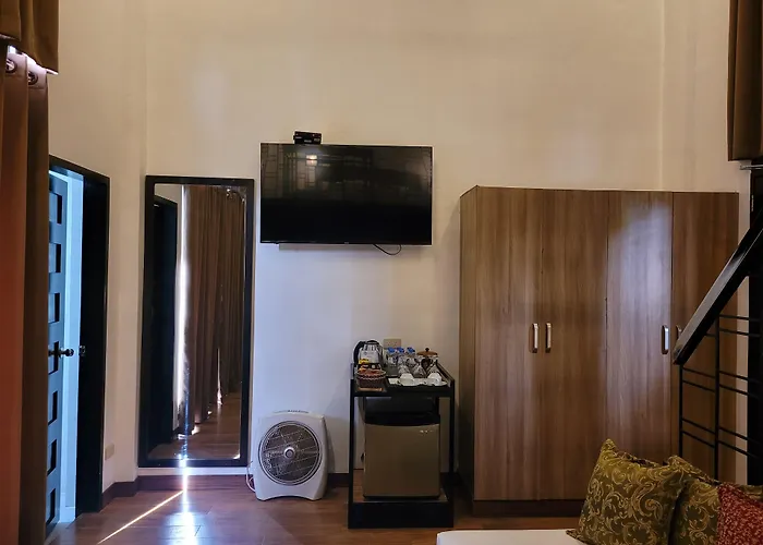 Fernvale Leisure Club And Resort